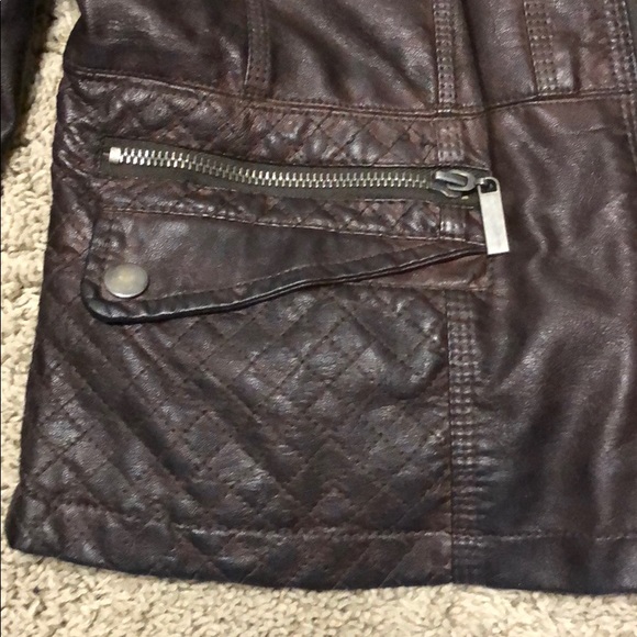 Lightweight super cute brown jacket. - Picture 3 of 4